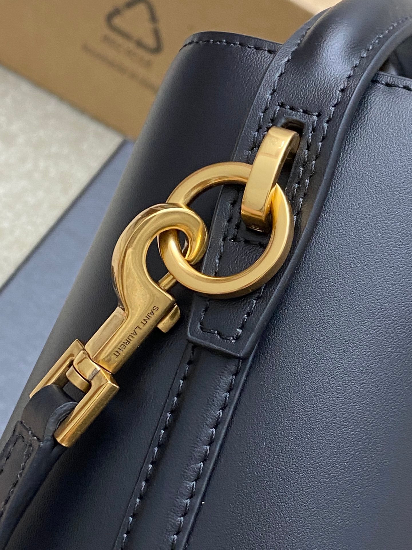 Bolsa Saint Laurent Le 37