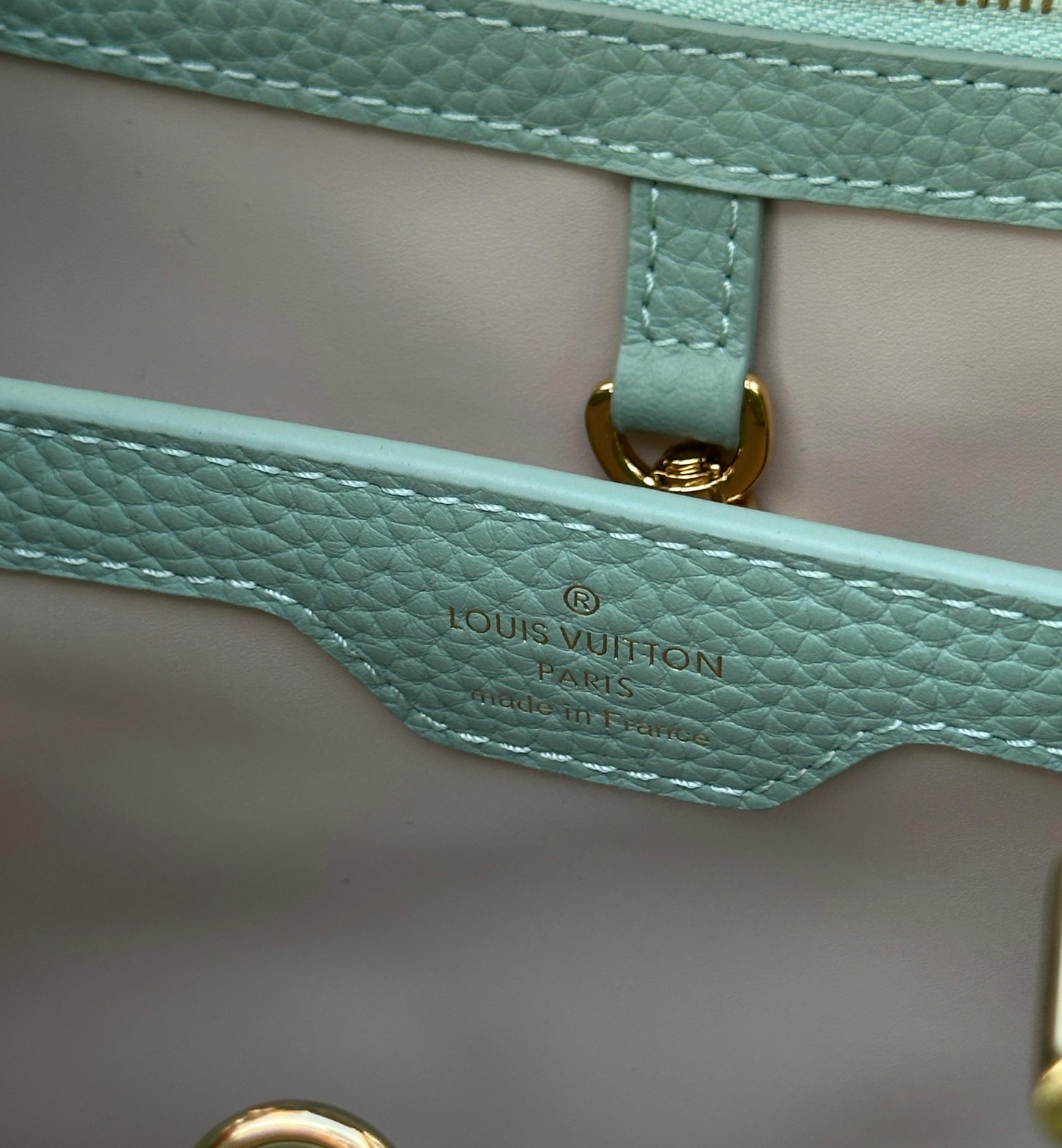 Bolsa Louis Vuitton Capucines