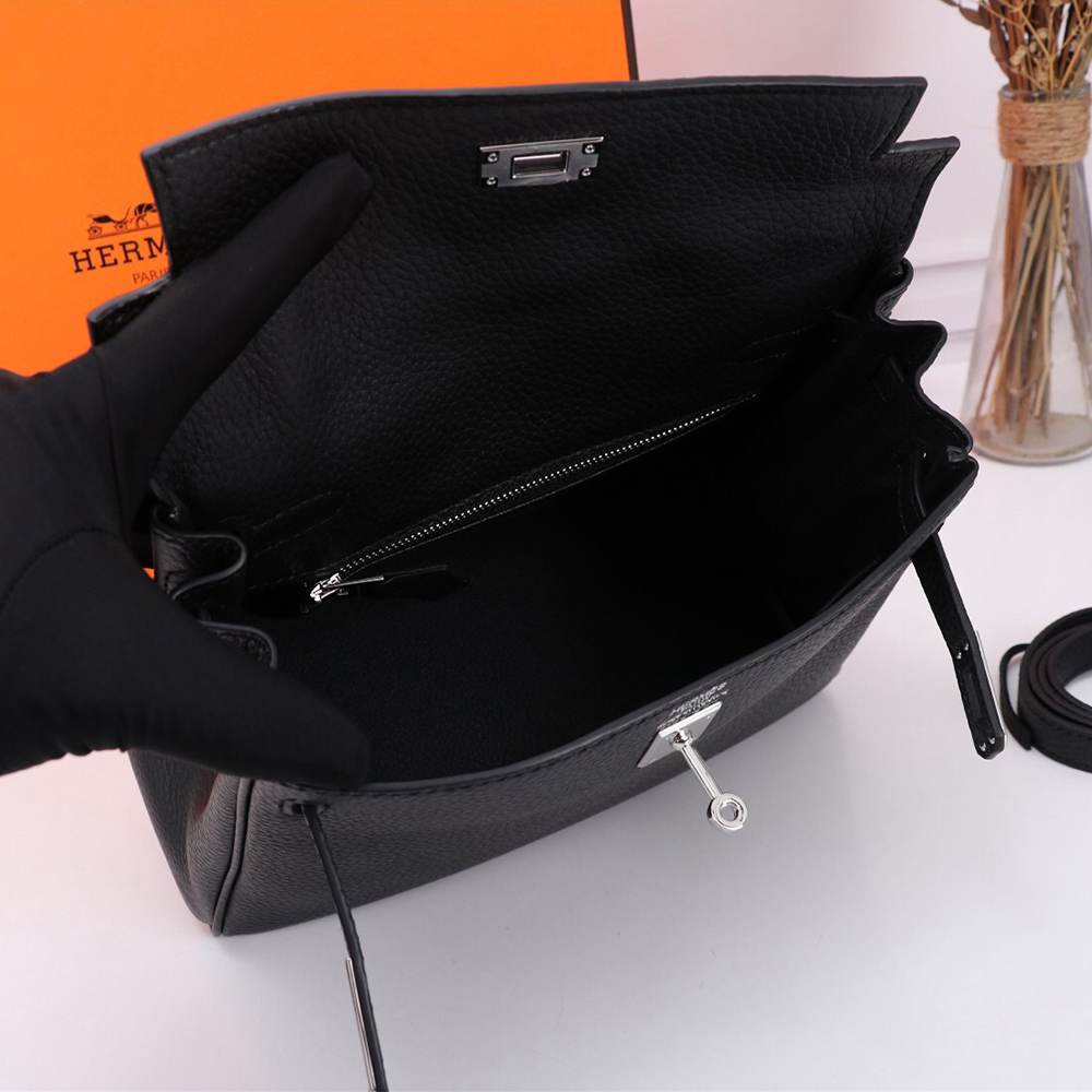 Hermes Kelly 28