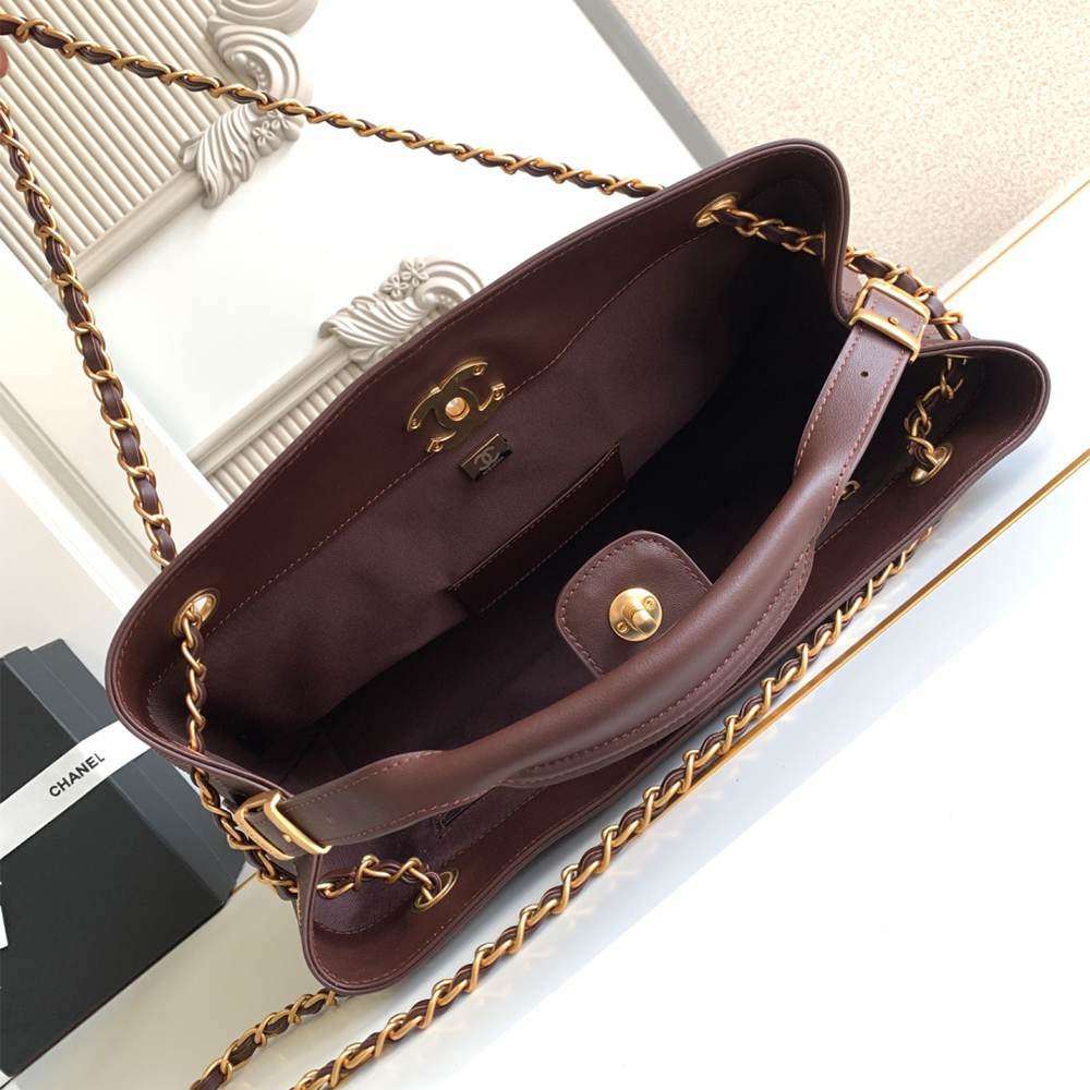 CHANEL Small Shopping Bag(high-end grade)