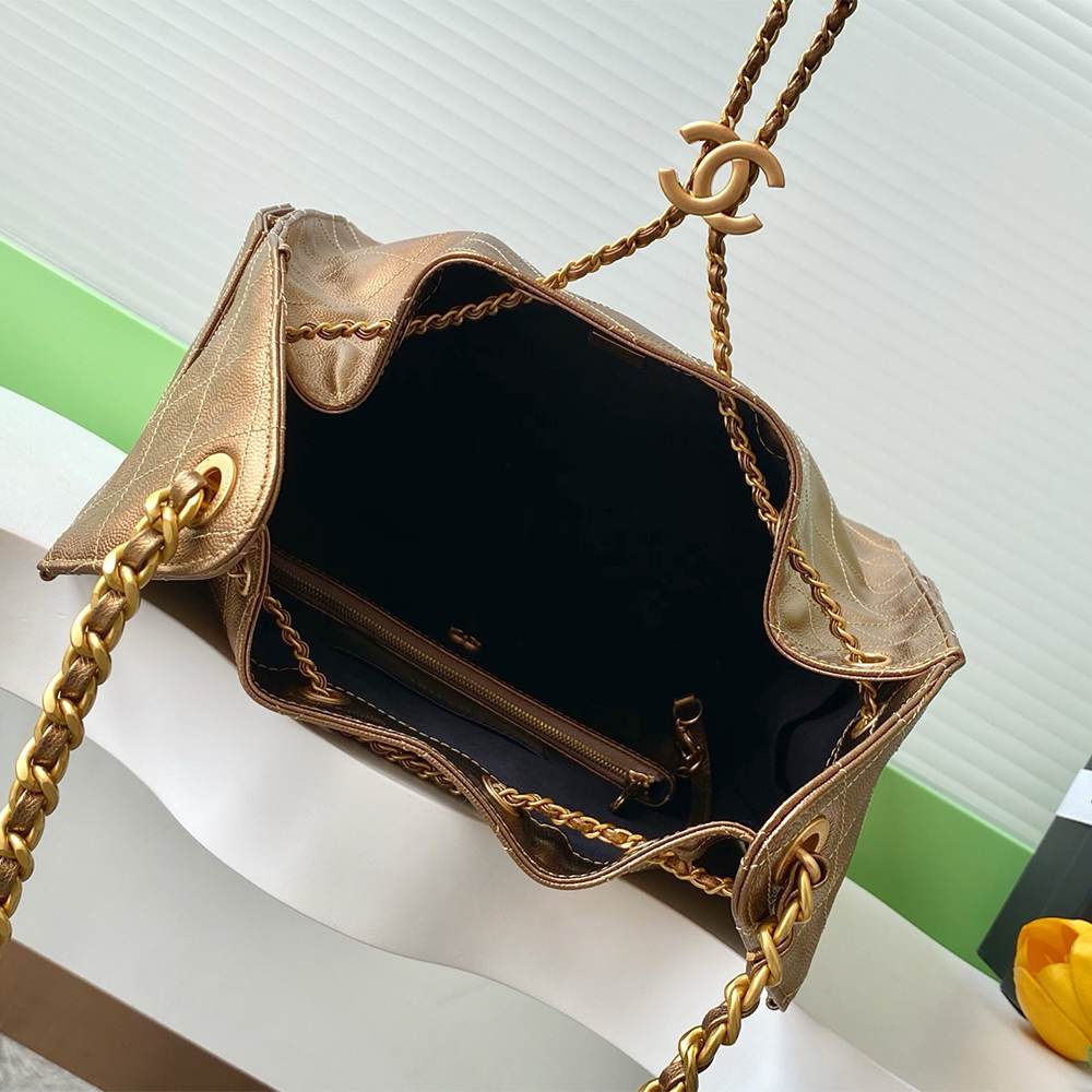 CHANEL 25 Medium Handbag(High-end grade)