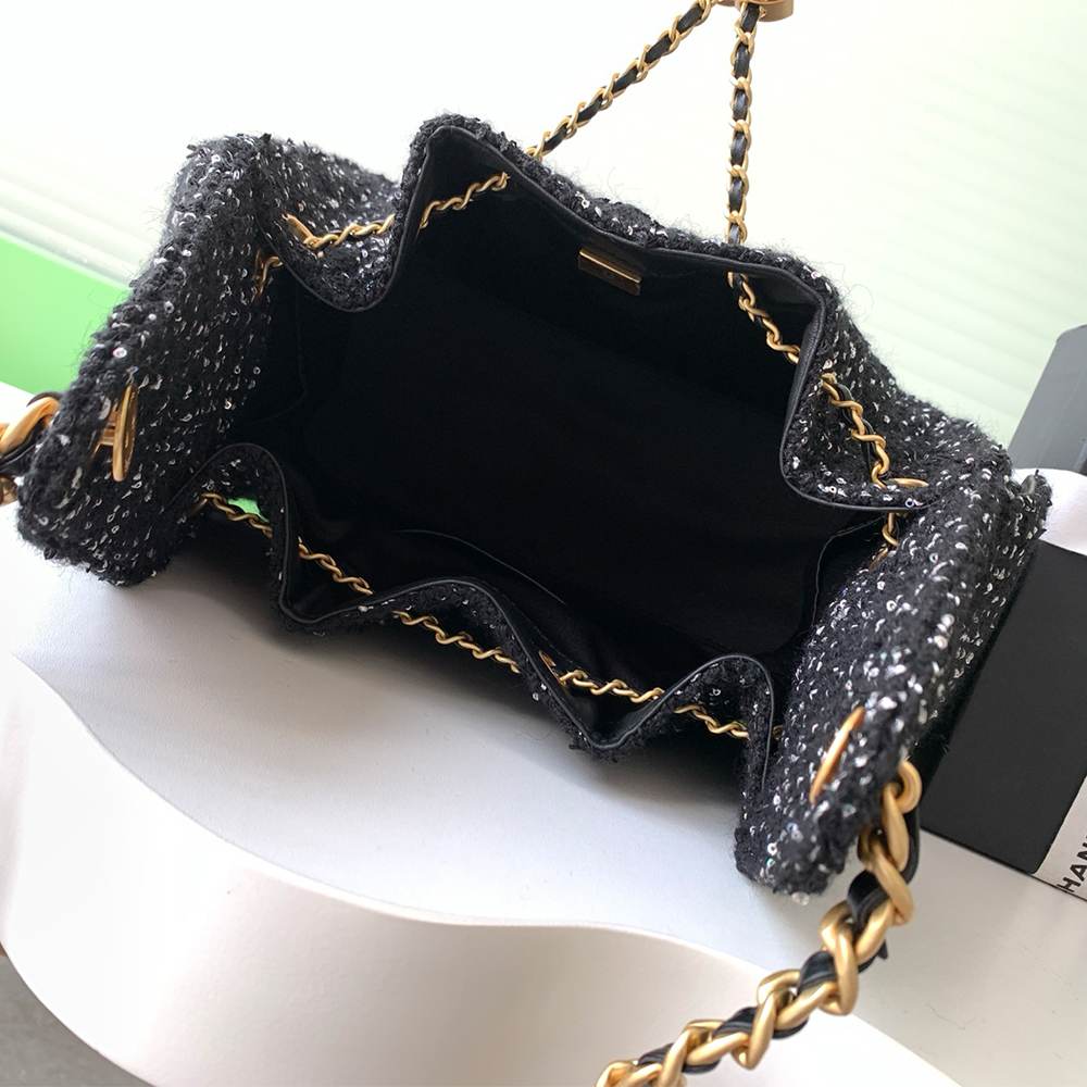 CHANEL 25 Small Handbag(High-end grade)