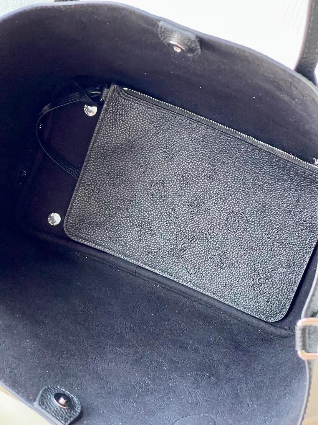 Bolsa Louis Vuitton Blossom MM