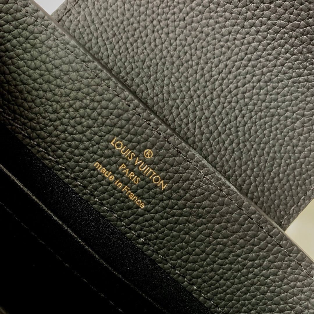 Bolsa Louis Vuitton Capucines GM