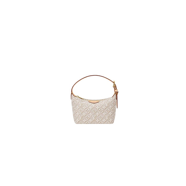 Louis Vuitton Pochette Hills