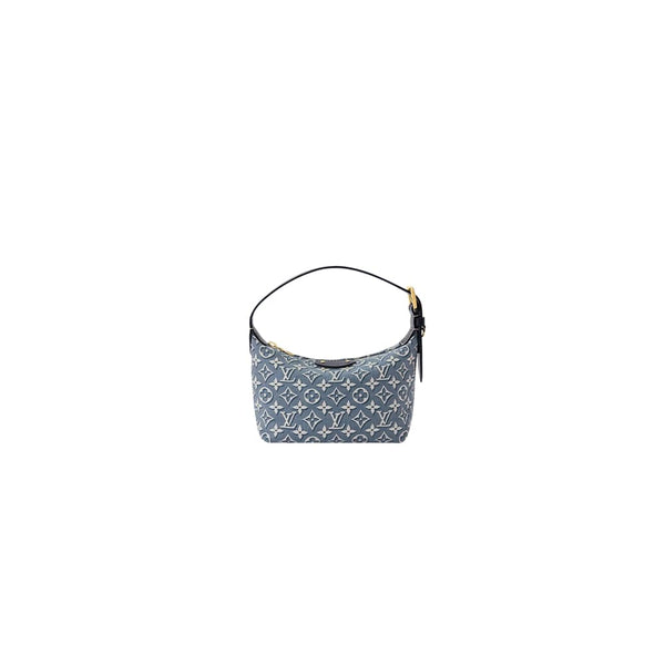 Louis Vuitton Pochette Hills