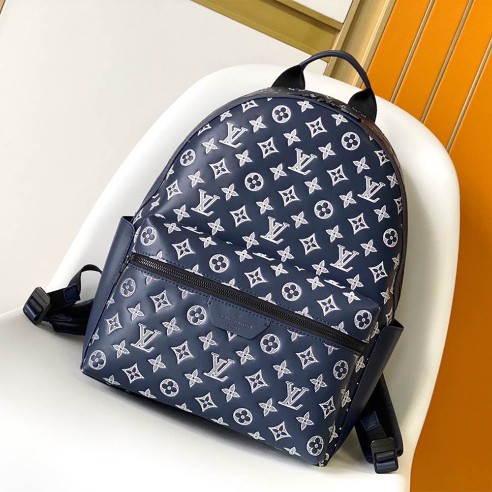 Louis Vuitton Discovery PM