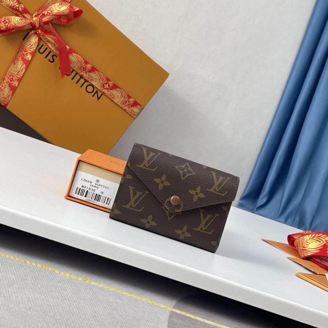 Louis Vuitton Victorine Wallet