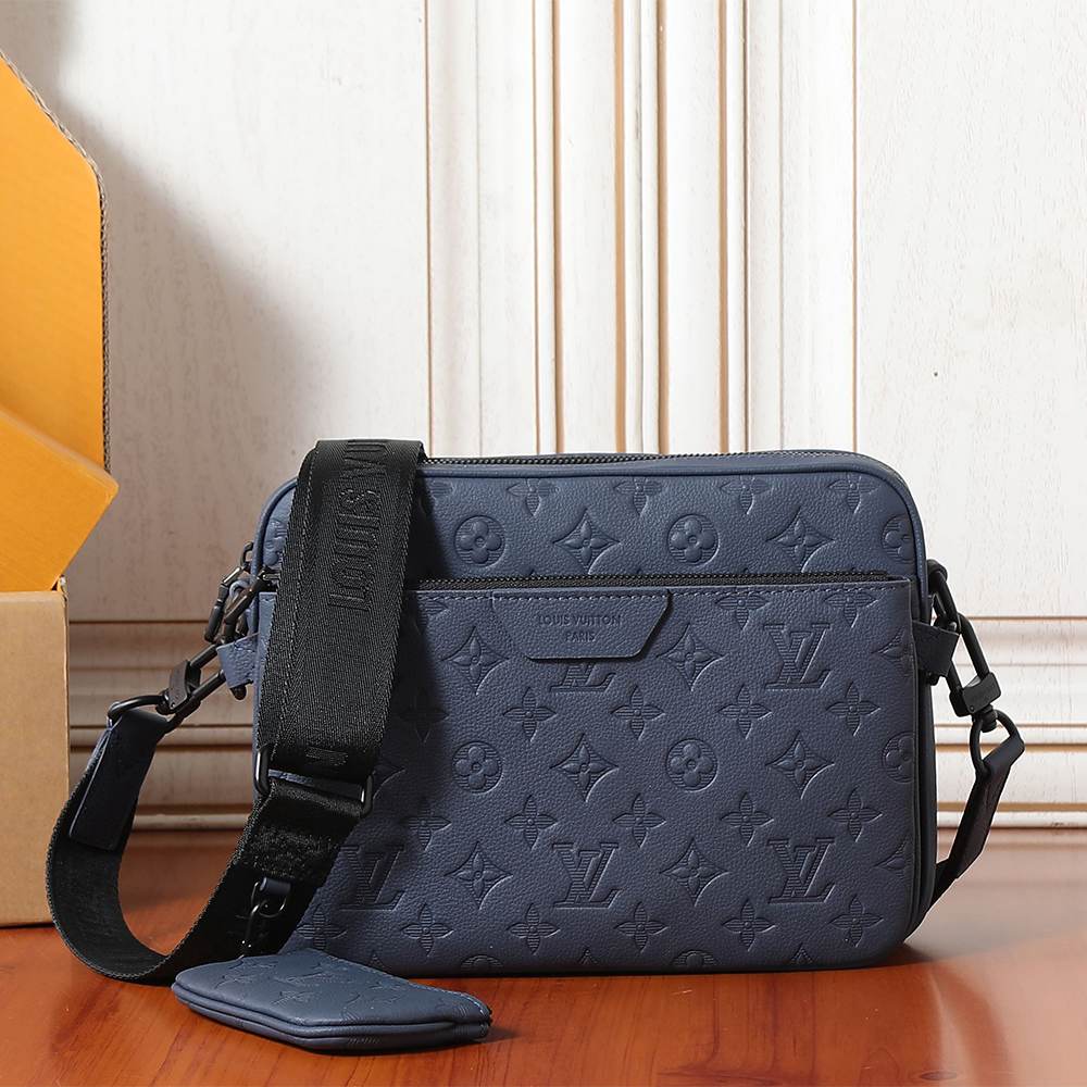 Louis Vuitton Trio Messenger