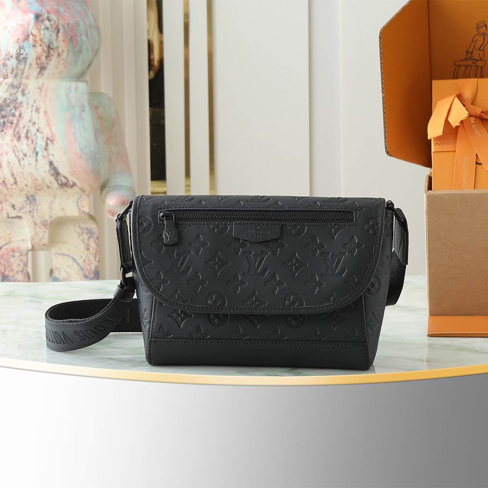 Louis Vuitton Pulse Wearable