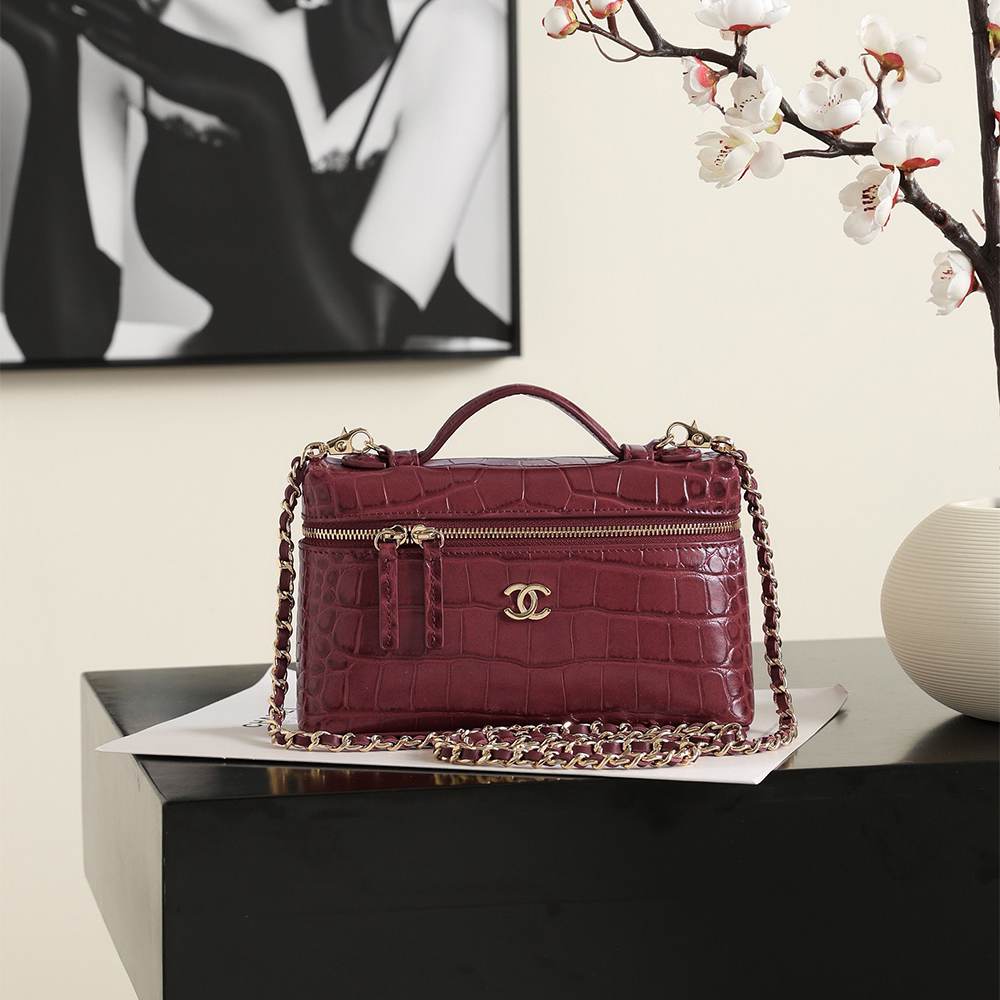 Chanel Small Vanity Crocco