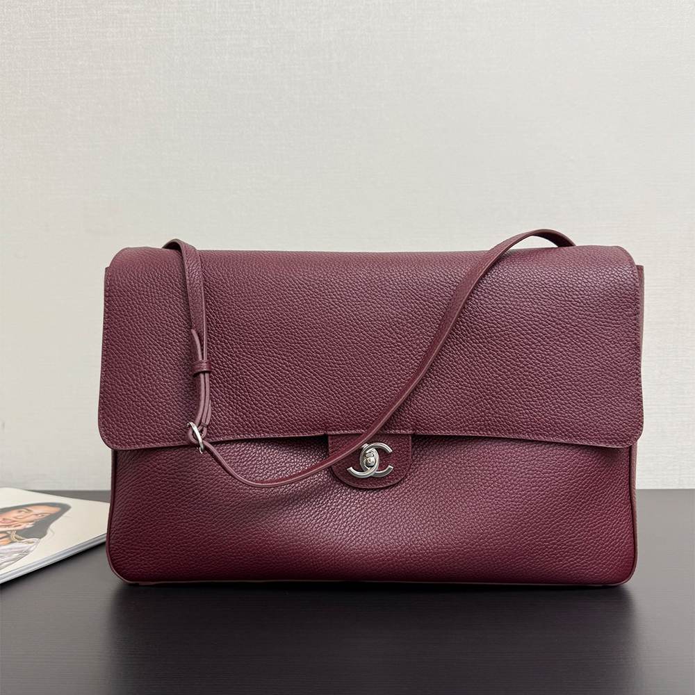 Chanel Maxi Flapbag