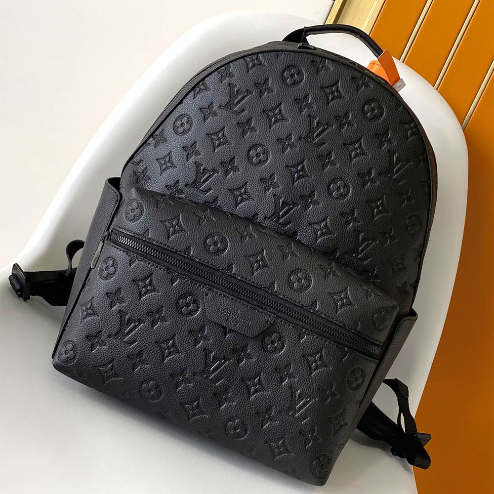 Louis Vuitton Discovery PM