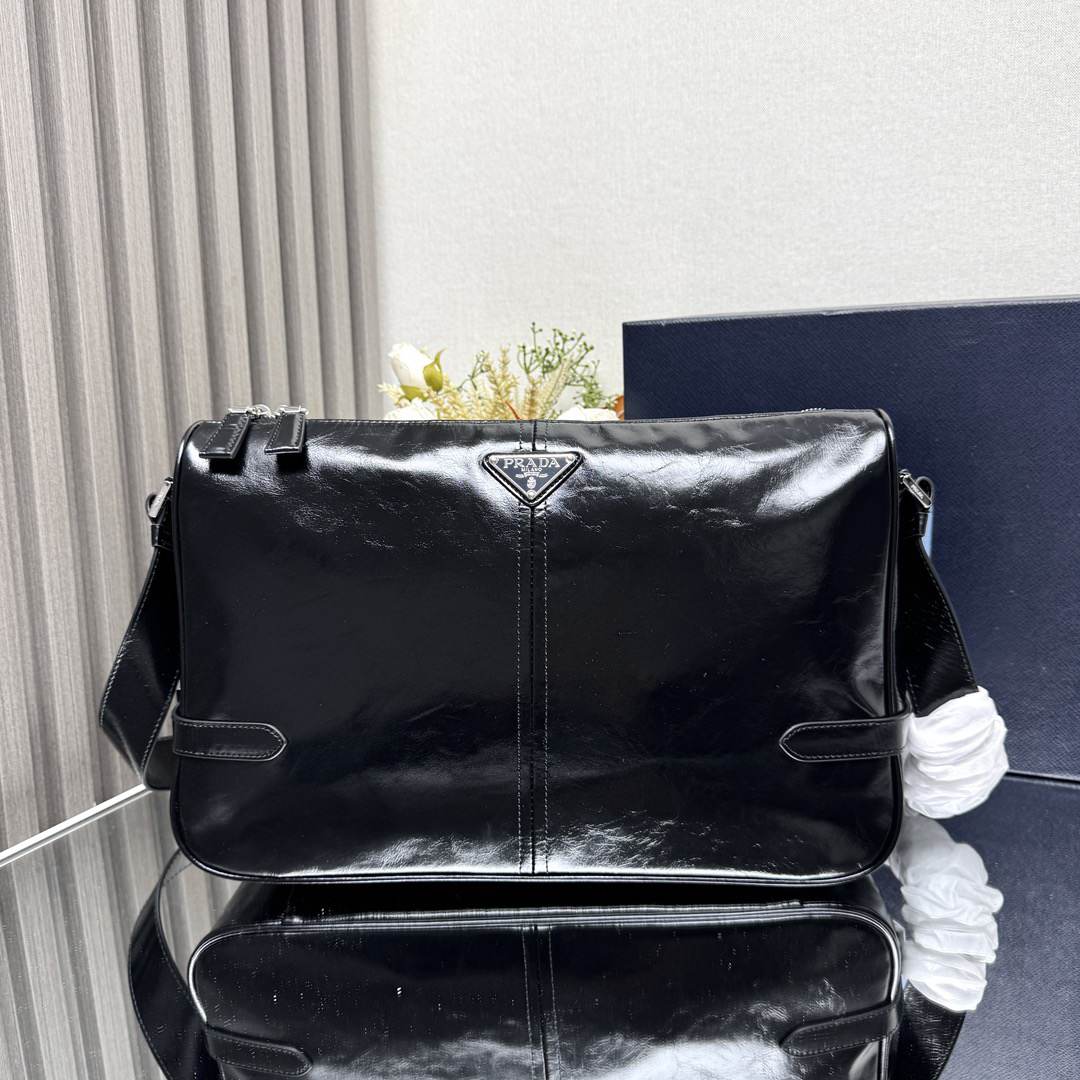Prada Leather shoulder bag