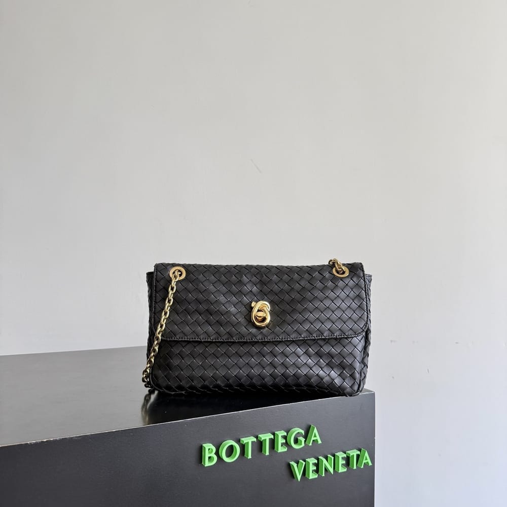 Bottega Veneta Madison