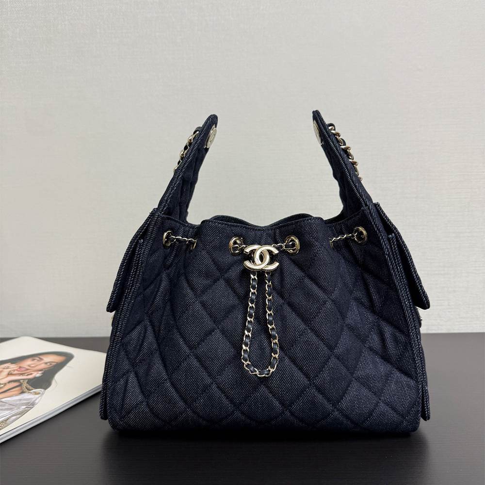 Chanel 25 Small