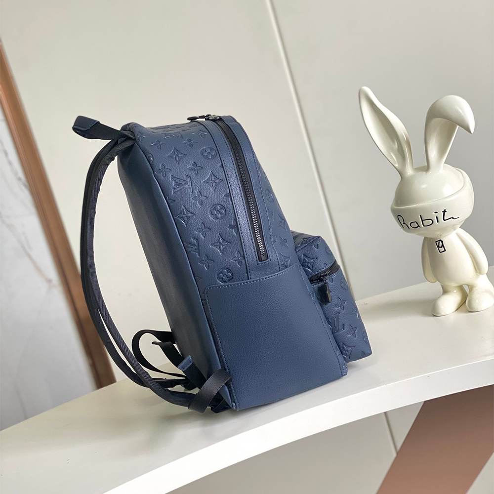 Louis Vuitton Discovery PM