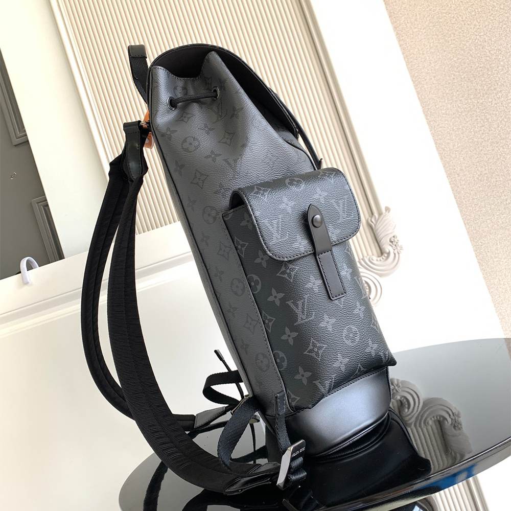 Louis Vuitton Christopher MM
