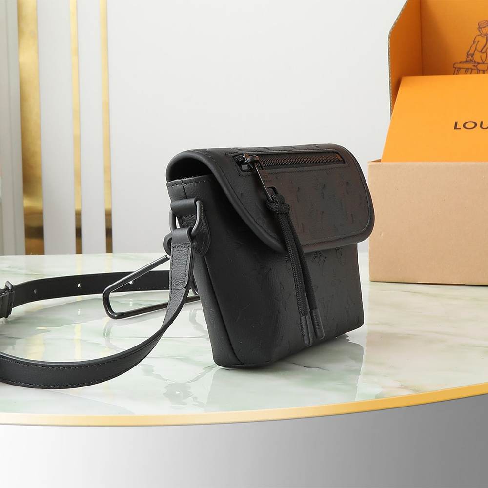 Louis Vuitton Pulse Wearable