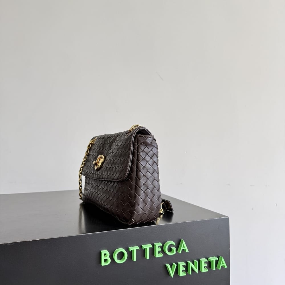 Bottega Veneta Madison