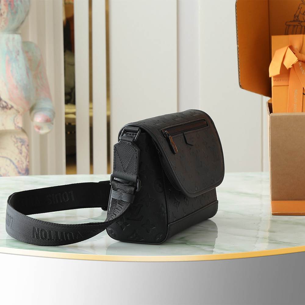 Louis Vuitton Pulse Wearable