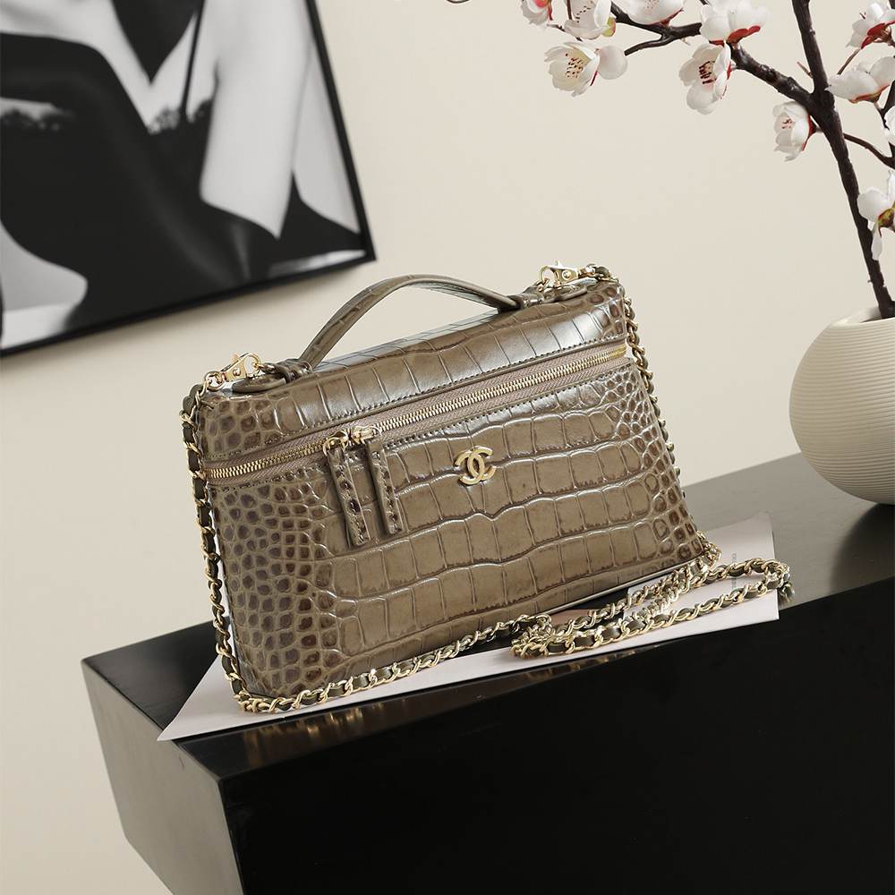 Chanel Large Vanity Crocco