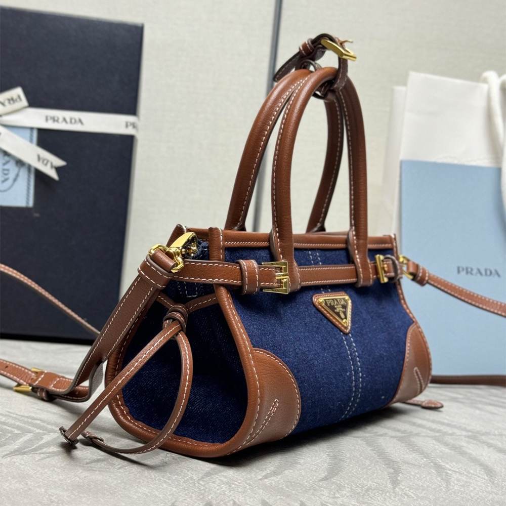 Prada Bonnie Small