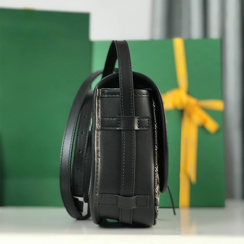 Goyard Belvedere PM