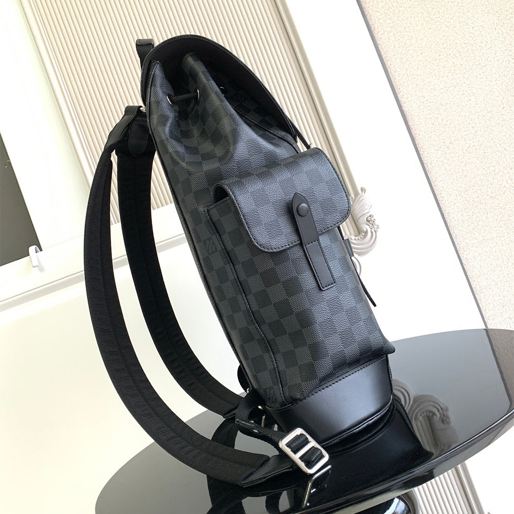 Louis Vuitton Christopher MM