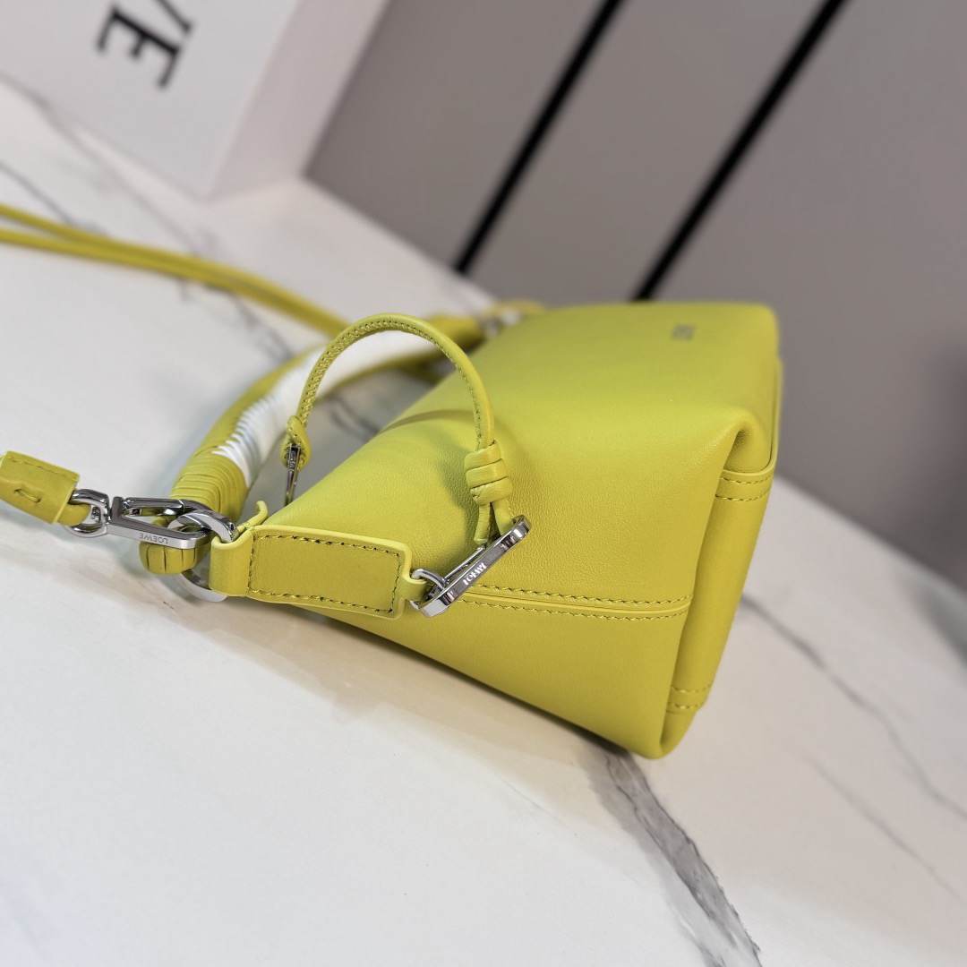 Loewe Cala Mini