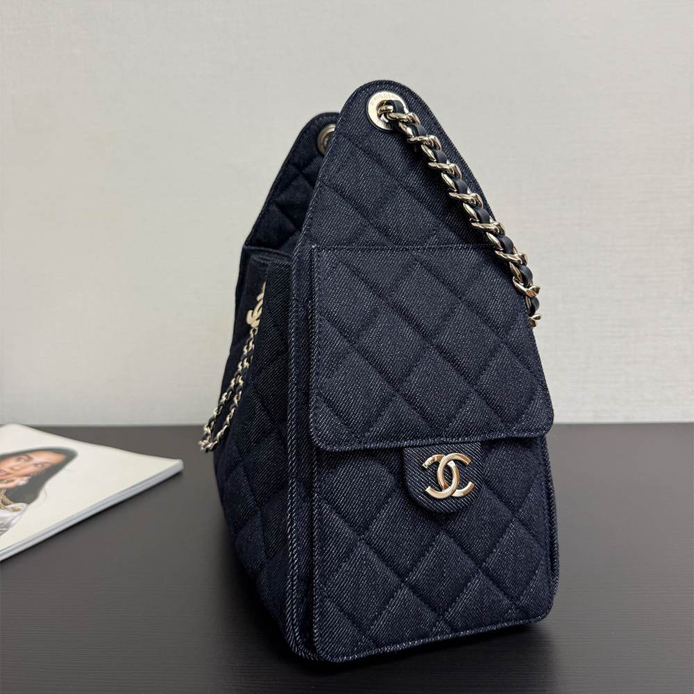 Chanel 25 Small