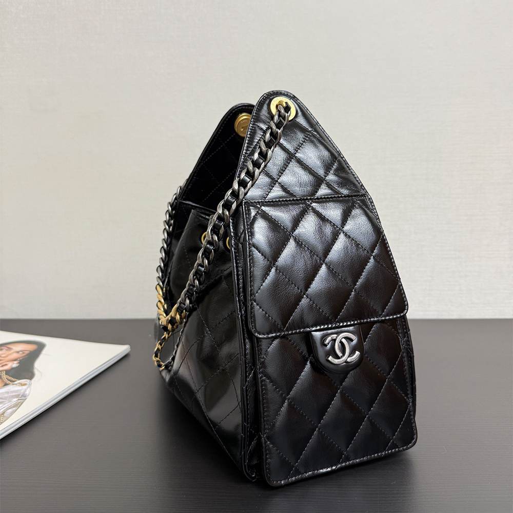 Chanel 25 Small Shiny