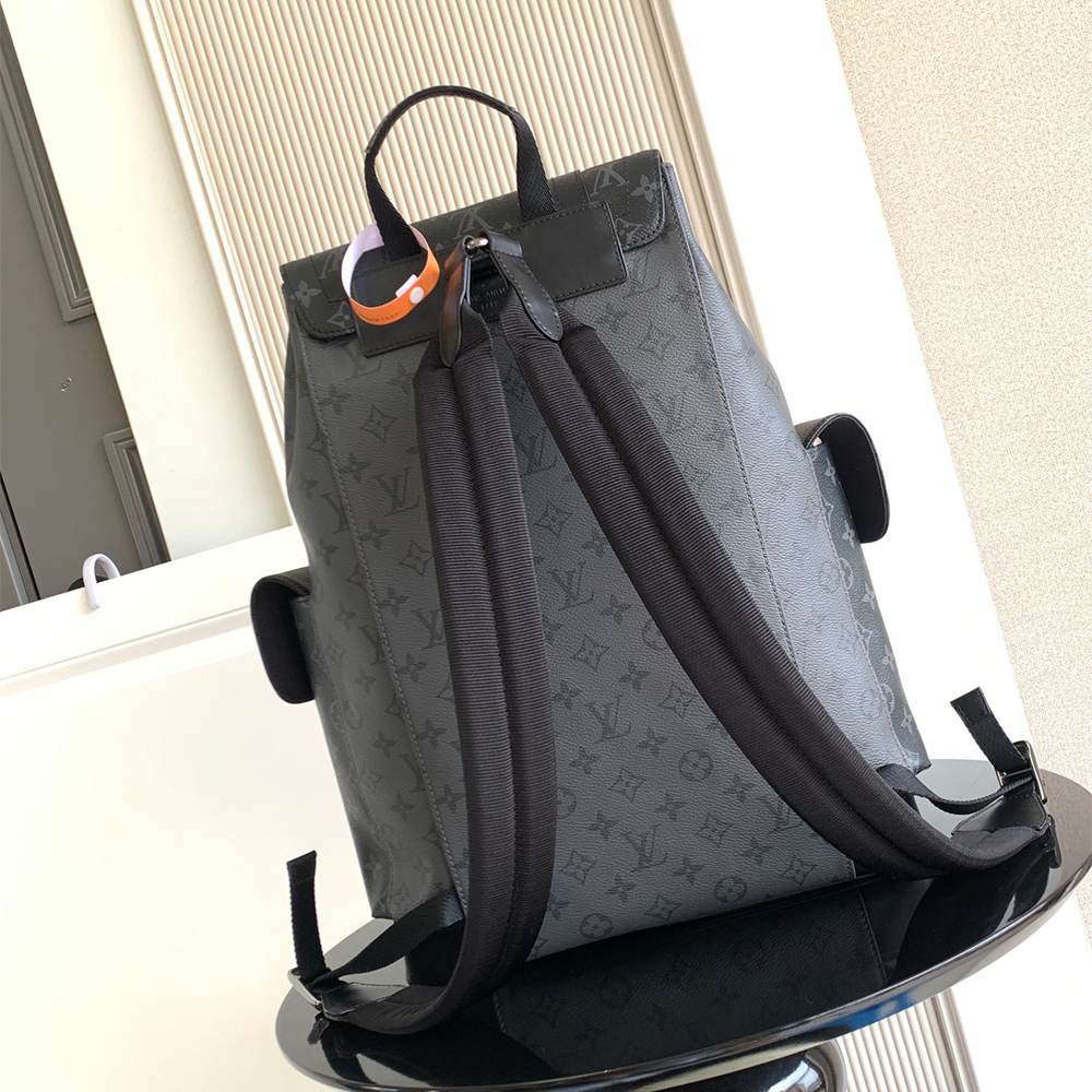 Louis Vuitton Christopher MM
