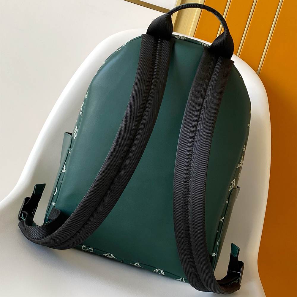 Louis Vuitton Discovery PM
