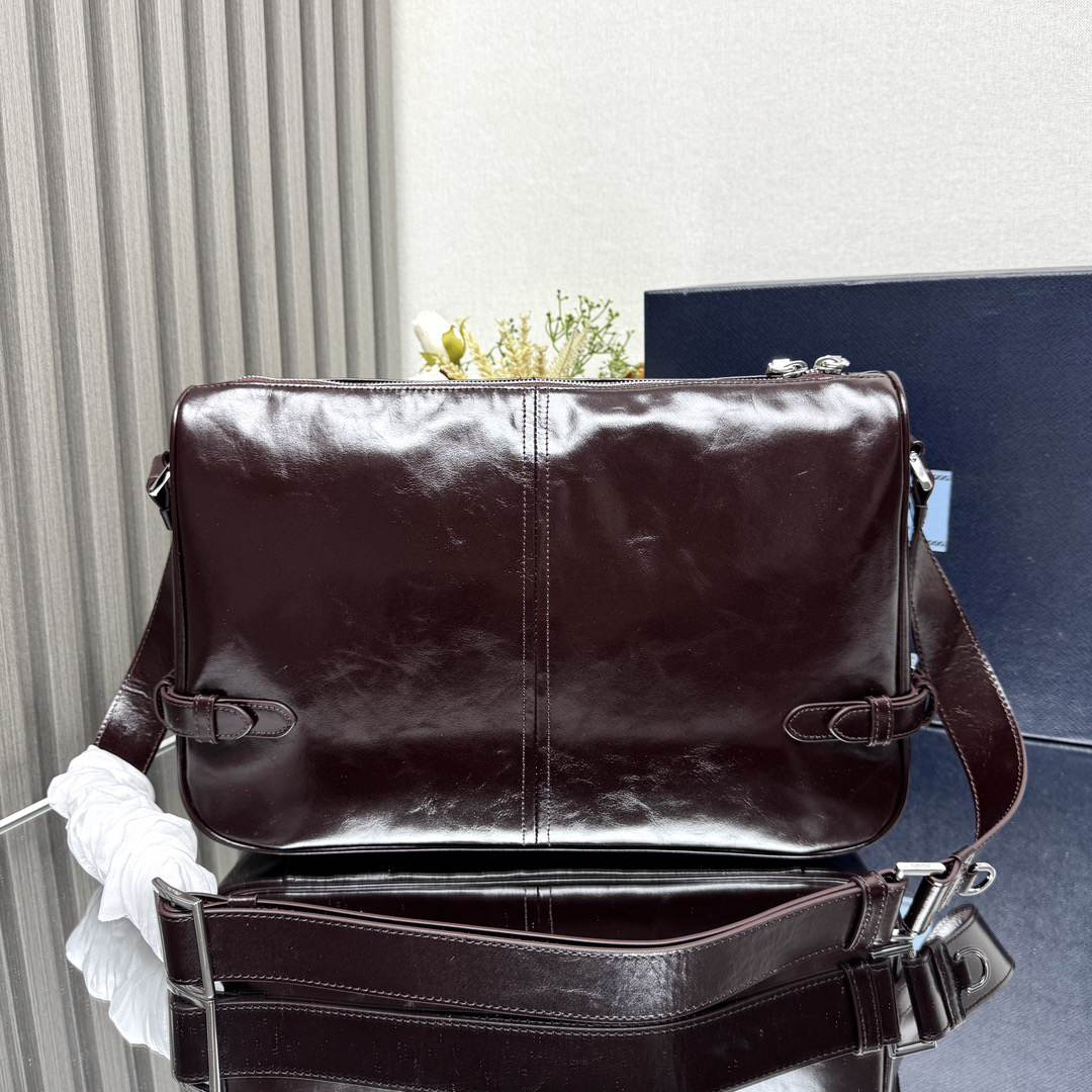 Prada Leather shoulder bag
