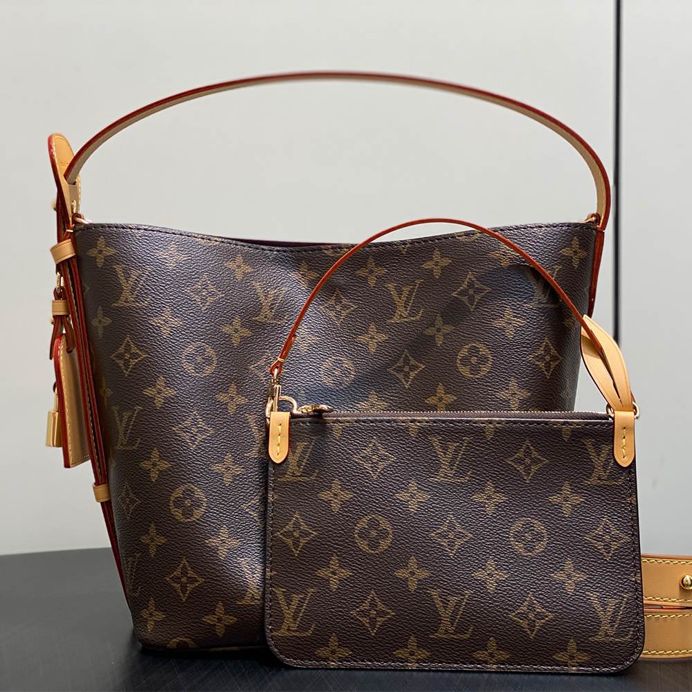 Louis Vuitton All In MM