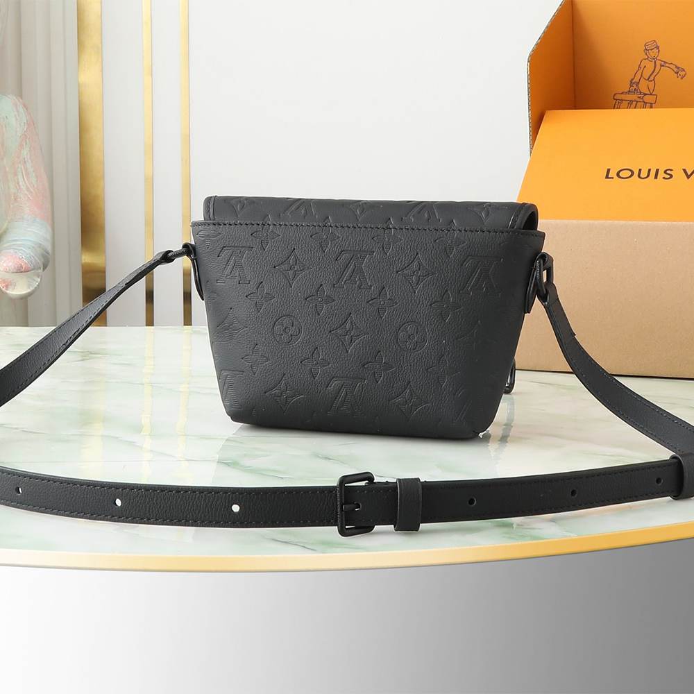 Louis Vuitton Pulse Wearable