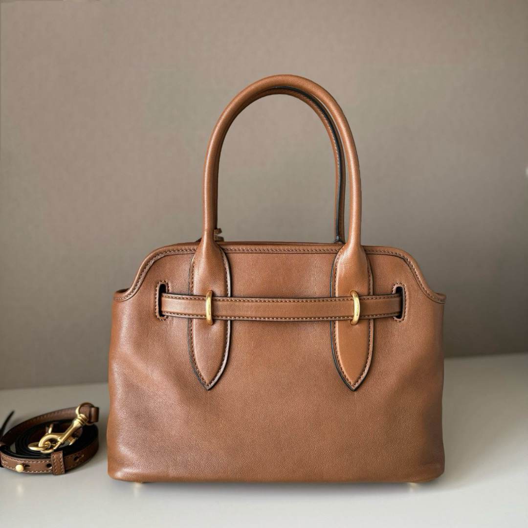 MiuMiu Aventure Nappa