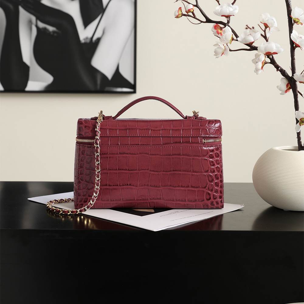 Chanel Large Vanity Crocco