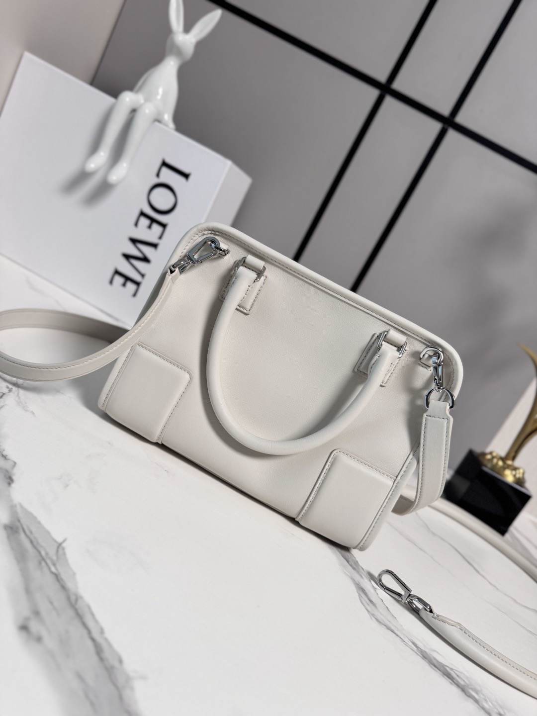 Loewe Small Amazona 180