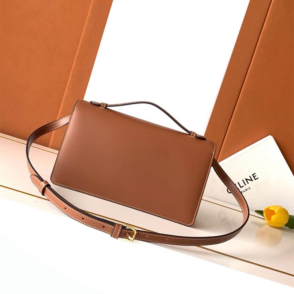 Celine Medium Triomphe Folio