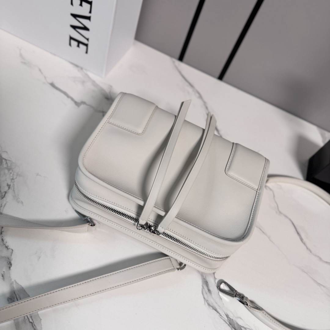 Loewe Small Amazona 180