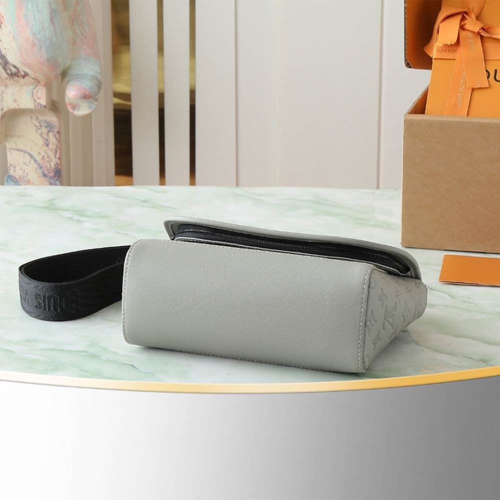 Louis Vuitton Pulse Wearable
