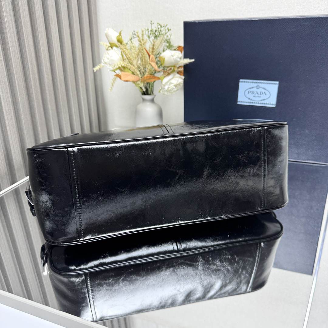 Prada Leather shoulder bag