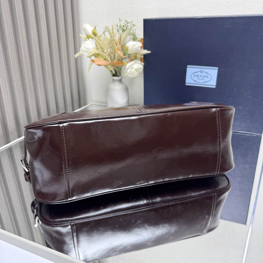 Prada Leather shoulder bag