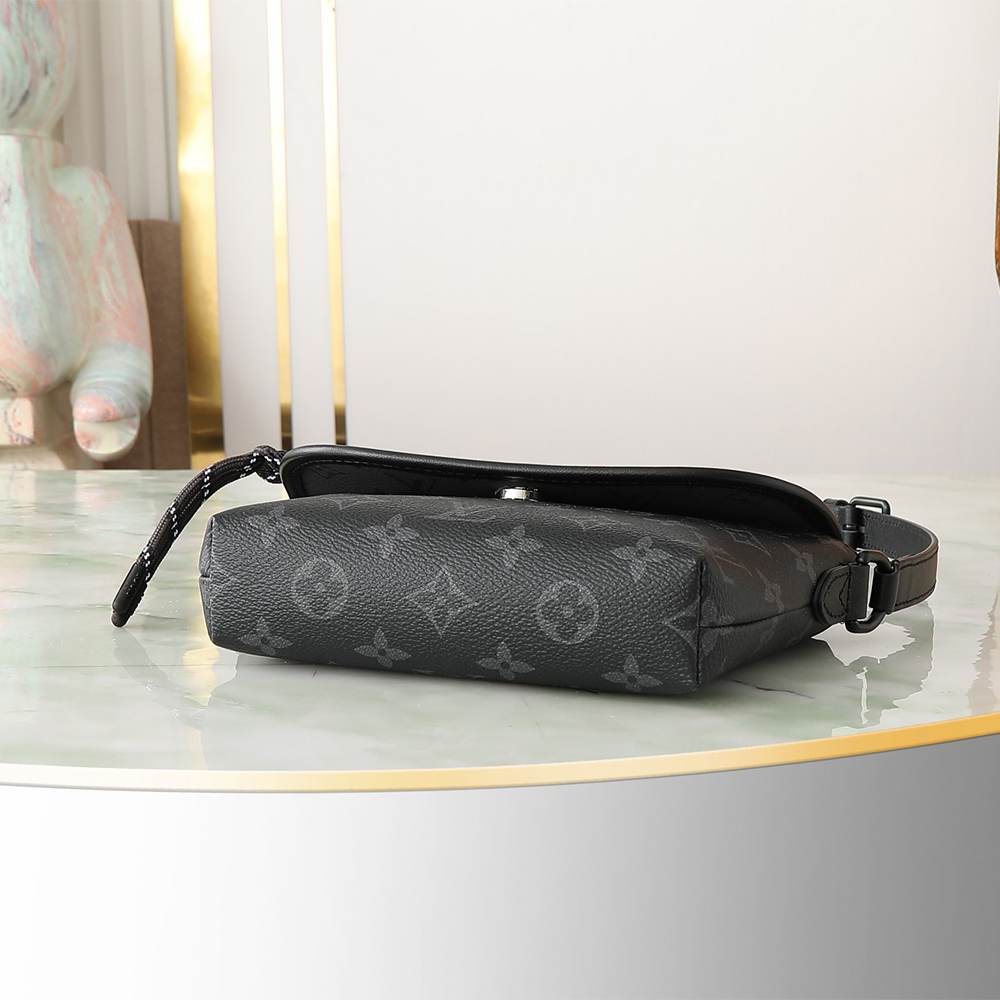 Louis Vuitton Pulse Wearable