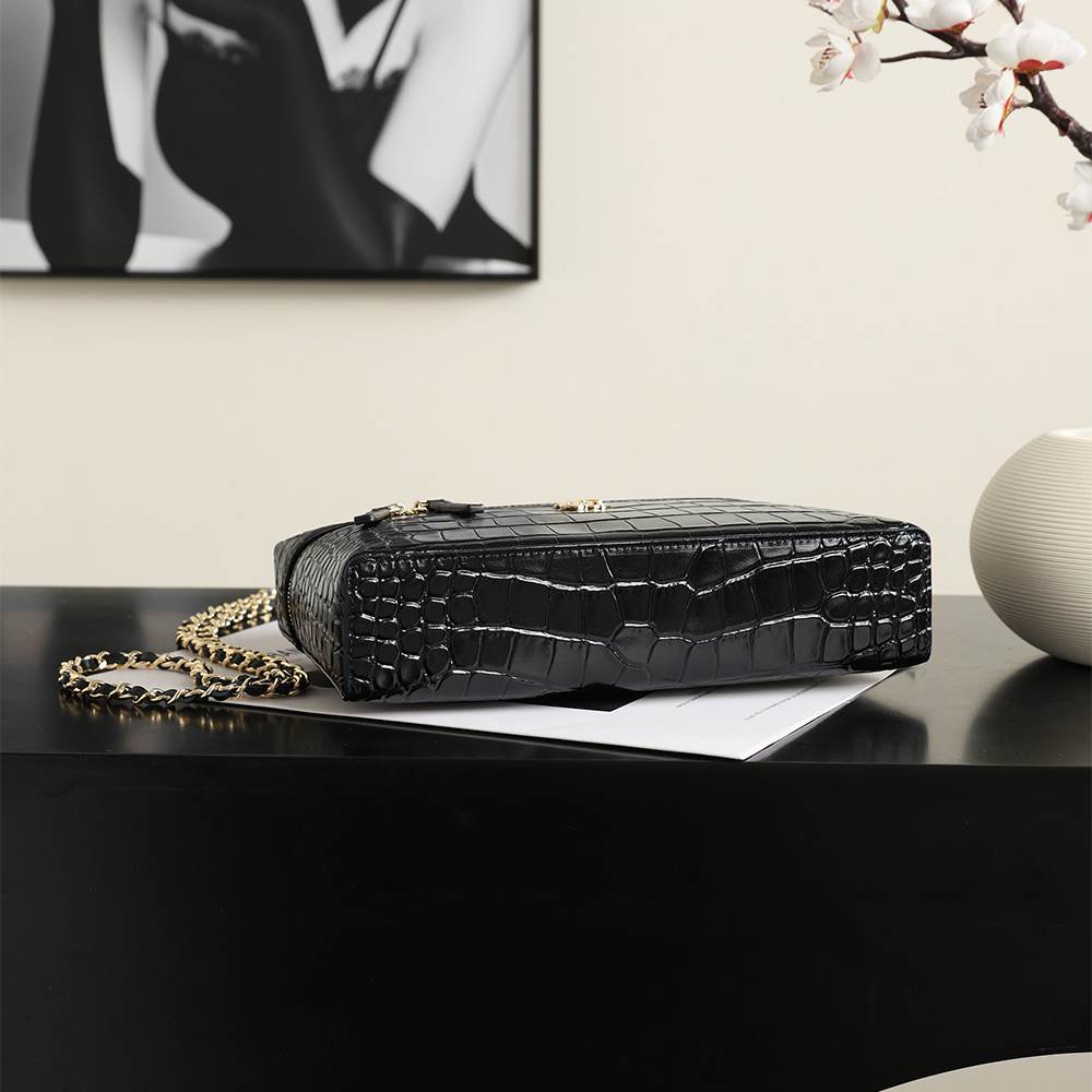 Chanel Medium Vanity Crocco
