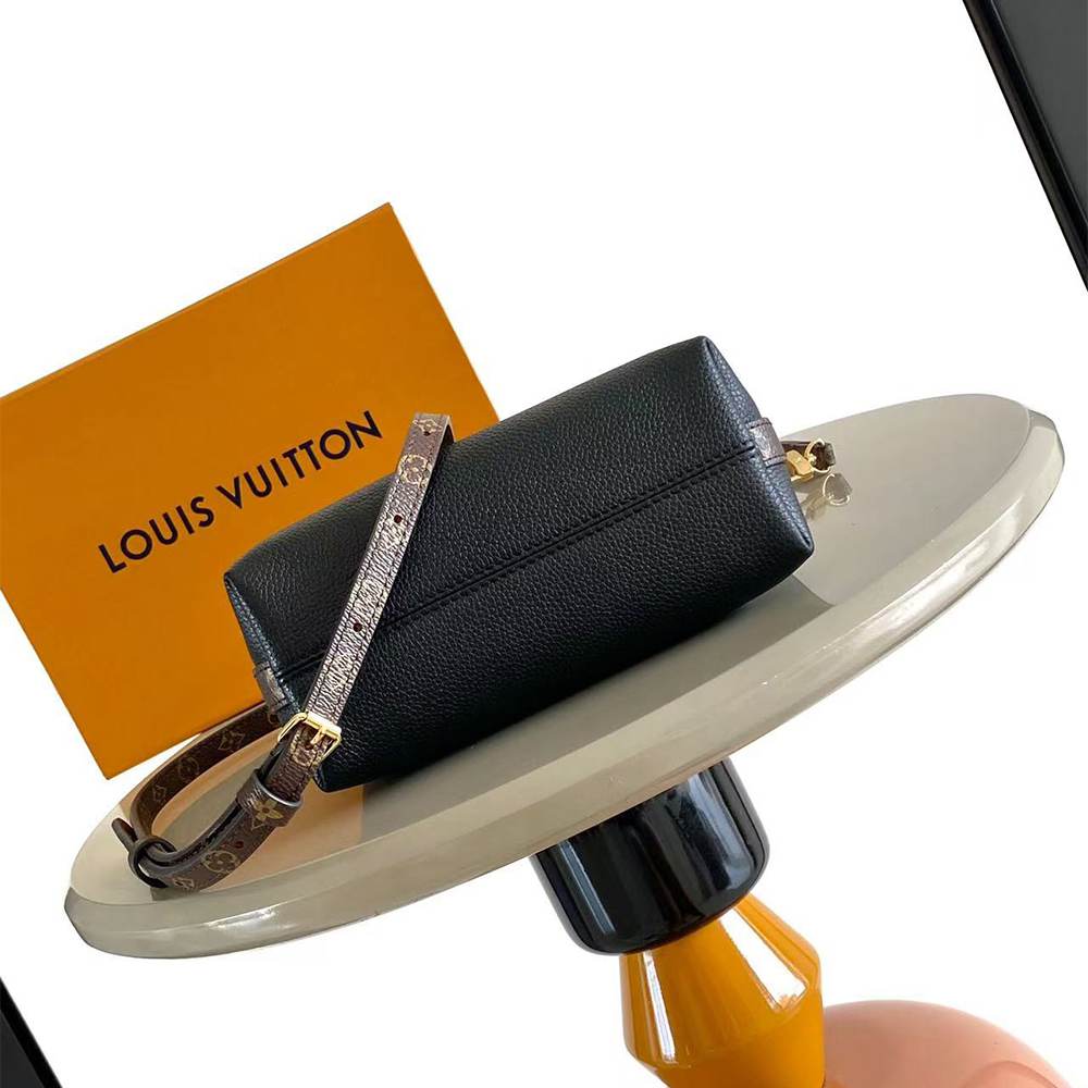 Louis Vuitton Multipass Mini