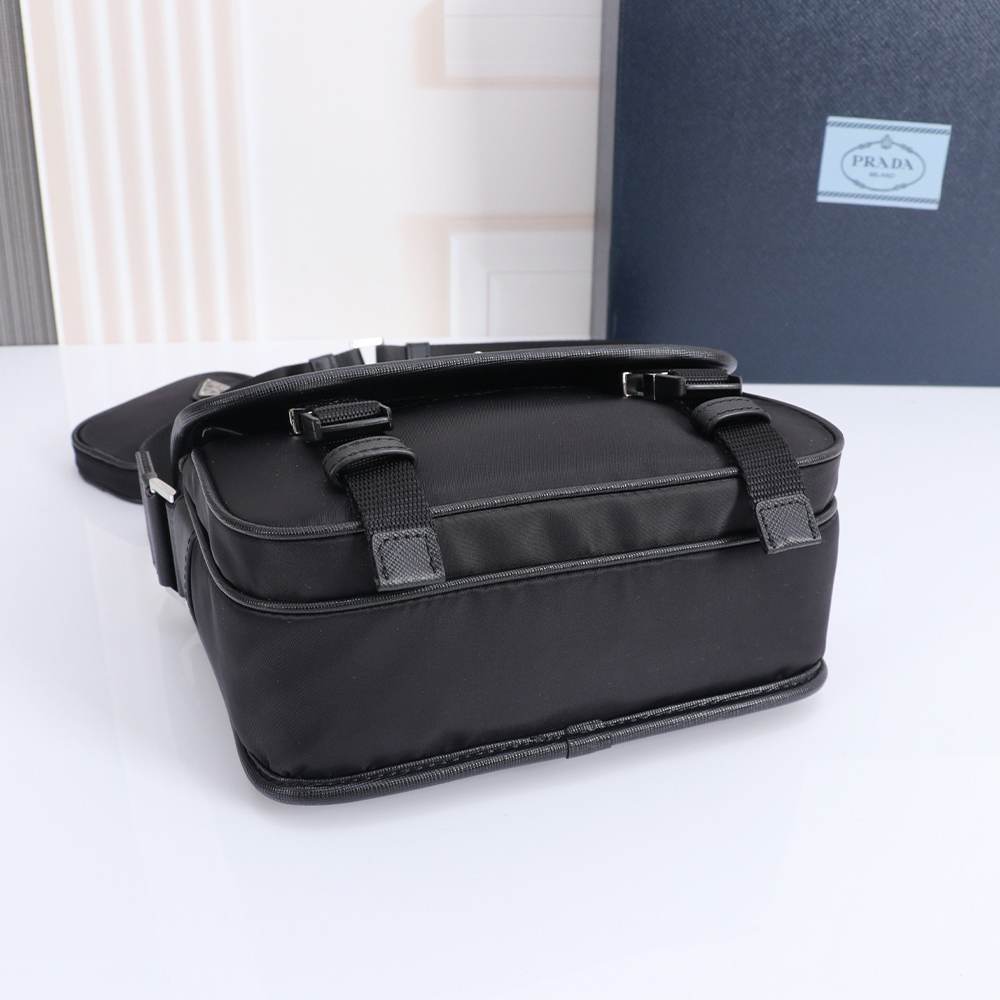 Prada Re-Nylon & Saffiano