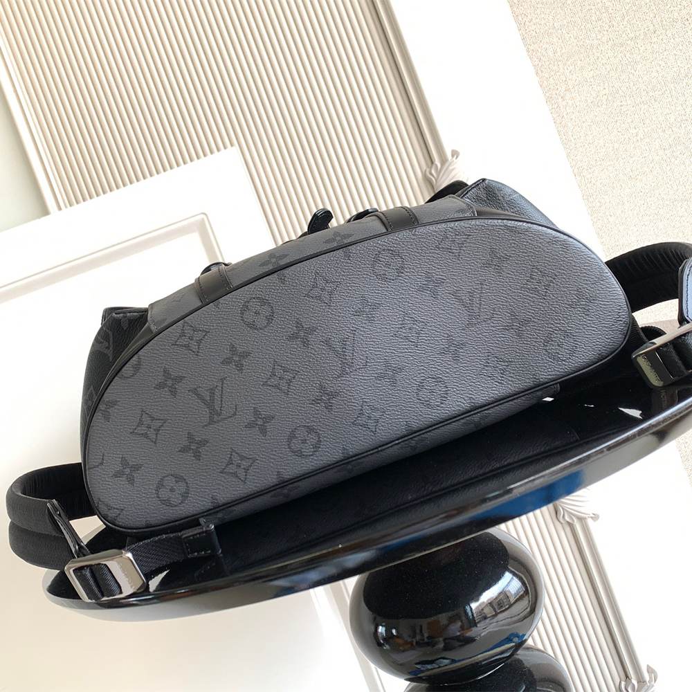 Louis Vuitton Christopher MM